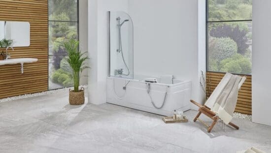 Montana cambridge walk in bath