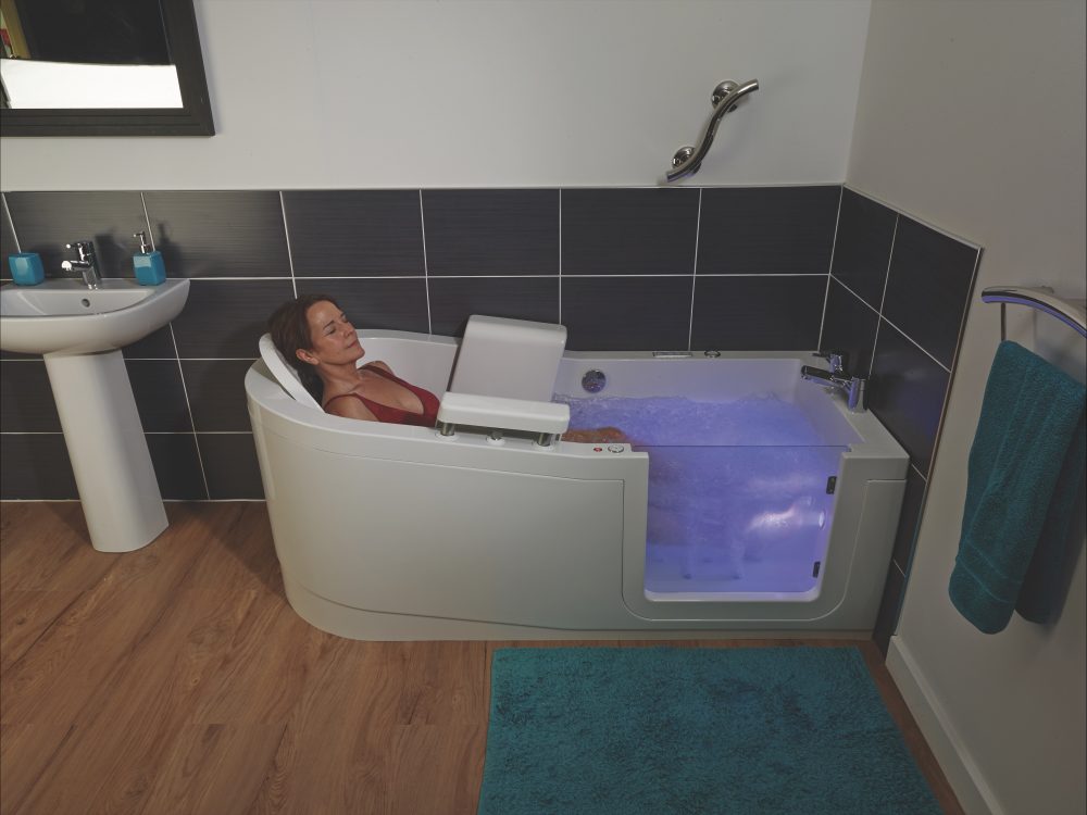 Easy riser walk in bath with spa and chromotherapy