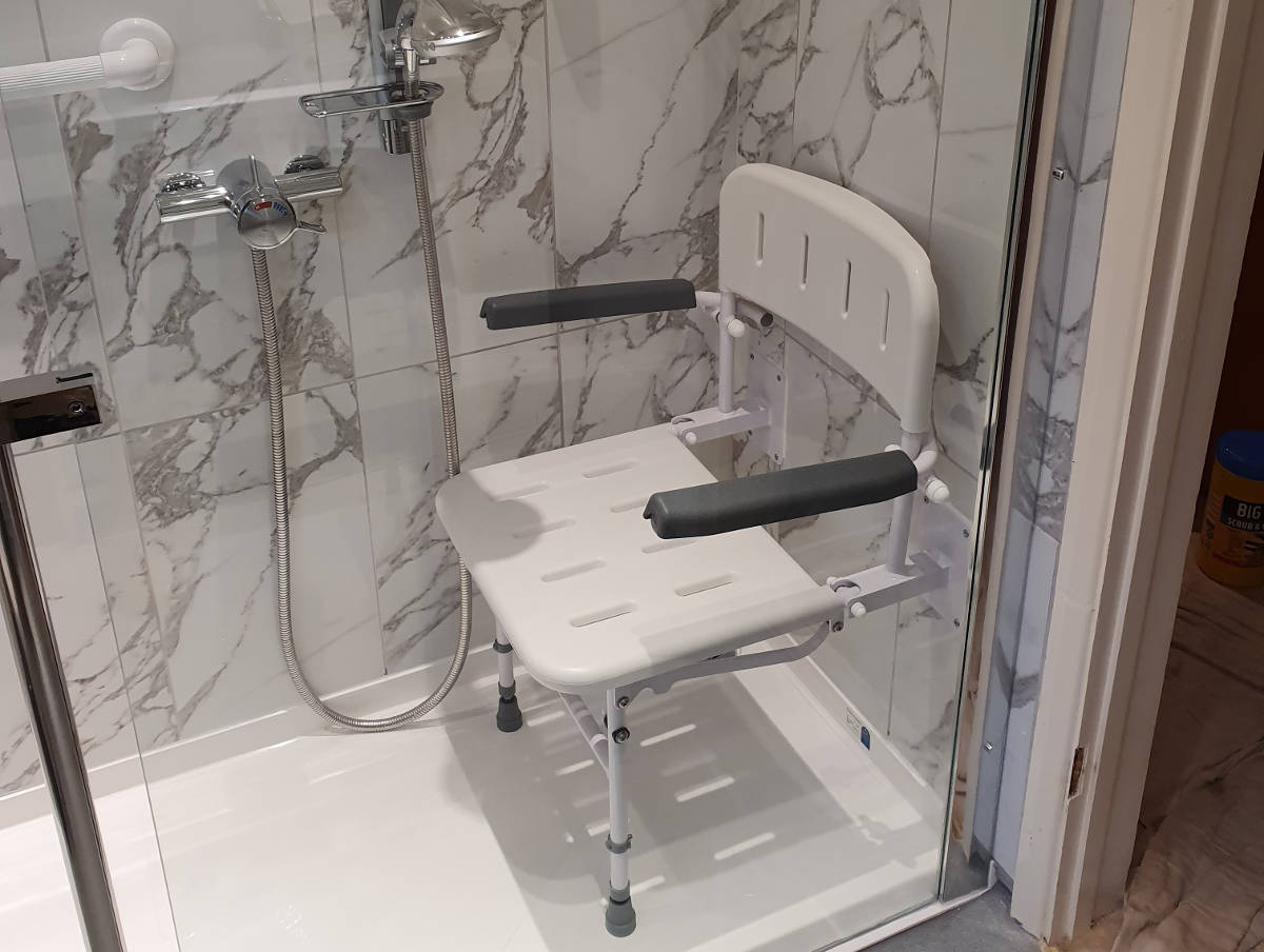 shower chair and grab rails