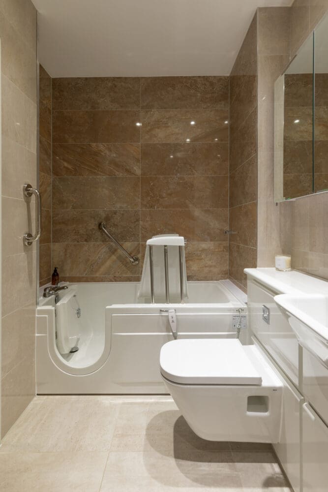 Guide to assisted bathing prices in the UK