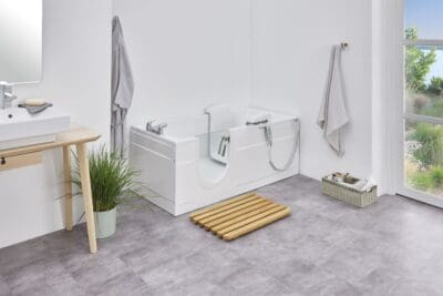 What is the best bath lift? Find out in our guide