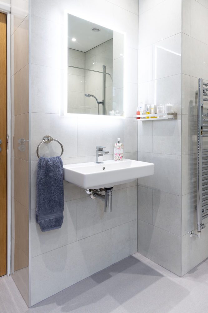 Basin Area W Towel 3